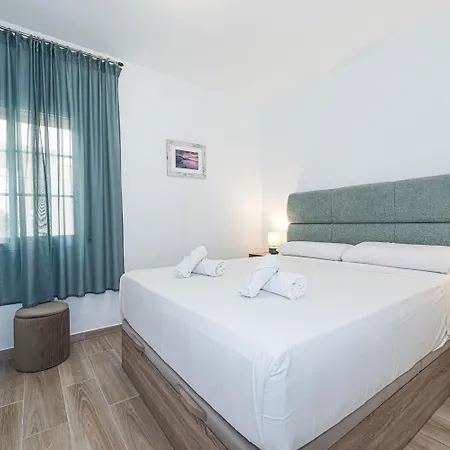 Апартаменты Toboso 1r Living