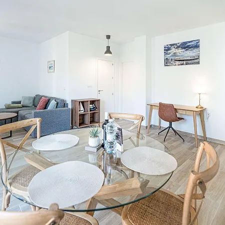 Апартаменты Toboso 1r Living Нерха