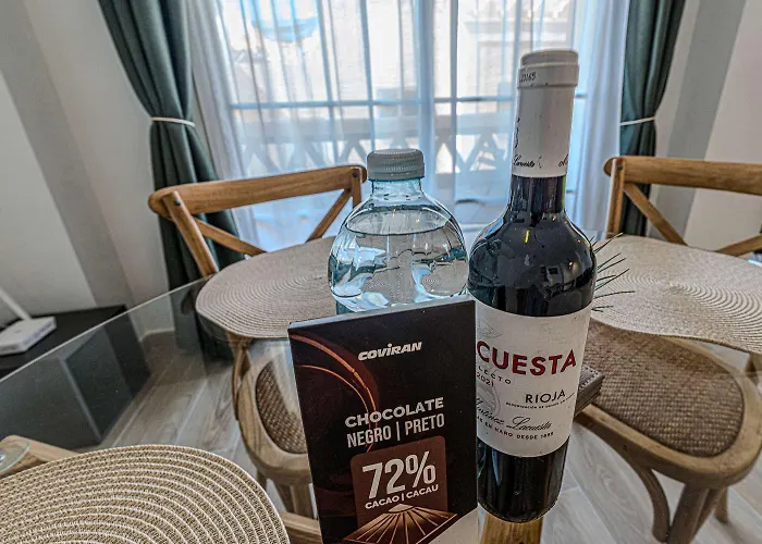 Апартаменти Toboso 1r Living